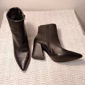 A New Day women's black dress boots asymmetric heel pointed toe sz 11